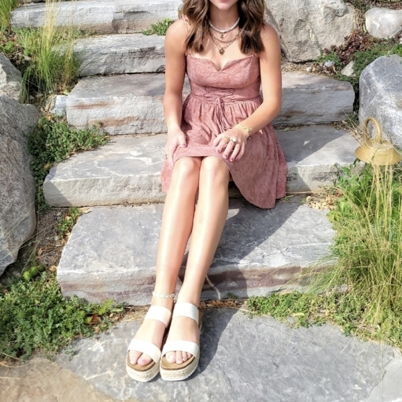 Altar'd State Jacquard Rose Print Corset Tie Mini Dress Mauve - Picture 4 of 11